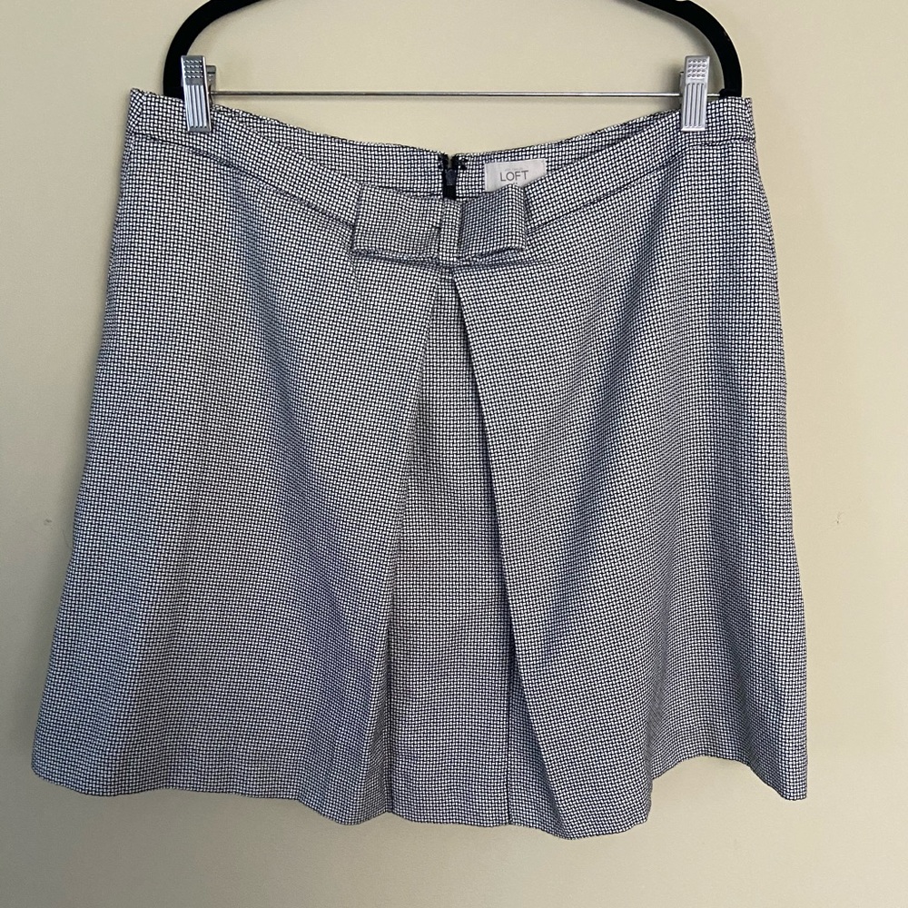 Women’s Grey Skirt